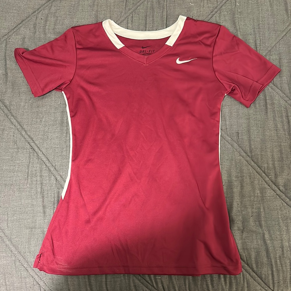 Maroon Nike jersey workout tee